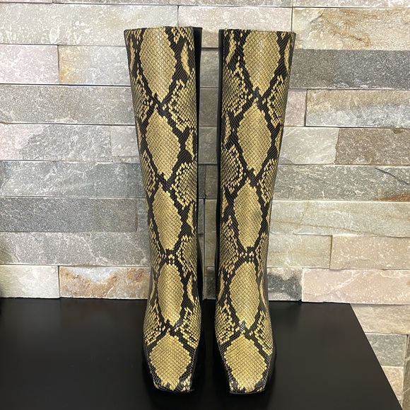Jimmy Choo Mabyn 85 Leather Heeled Knee-High Boots - Picture 13 of 17